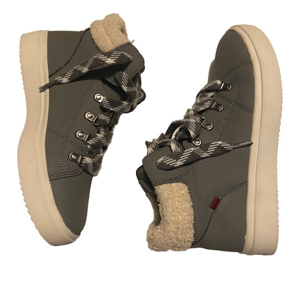 Dr. Scholl's Sneaker Boot - Picture 5 of 11